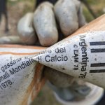 Tra i rifiuti trovati anche una lattina risalente al 1978 - Foto p.g.c. progetto CleanAlp